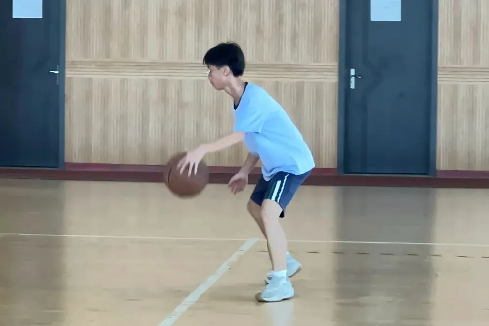 职业球员如何通过联赛提升竞技水平_2