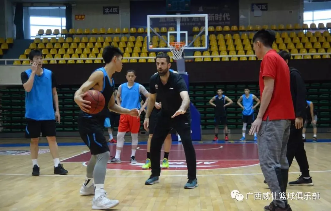 篮球双人训练计划怎么写_0